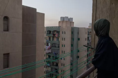 Oaza domišljije v puščavi tesnobe