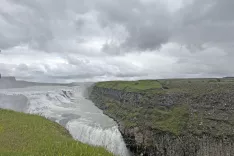 Gullfoss - turisti in voda, voda, voda / Foto: Rok Logar