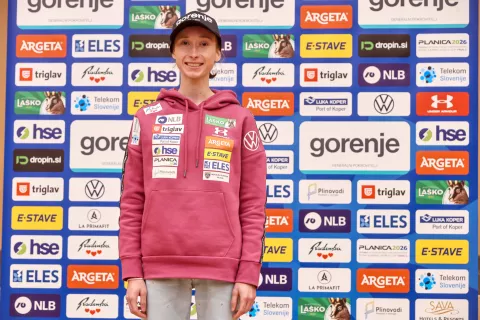 SZS Smučarska zveza Slovenije predstavitev reprezentanc reprezentanca pred sezono tekem FIS in IBU svetovnega pokala sezona 2025/2026 na fotografiji skoki ženske Nika Prevc / Foto: Tina Dokl
