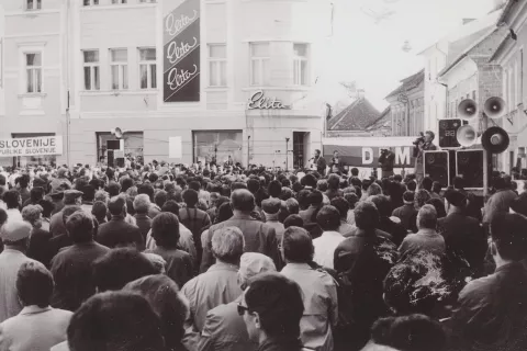 Kranj, gorenjski shod Demosa / Foto: Igor Gramc
