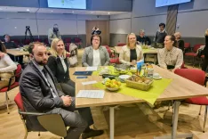 Pred začetkom tedna slovenske hrane so v prostorih GZS partnerji projekta Tradicionalni slovenski zajtrk poudarili pomen izbire lokalno pridelane hrane. / Foto: Mateja Rant