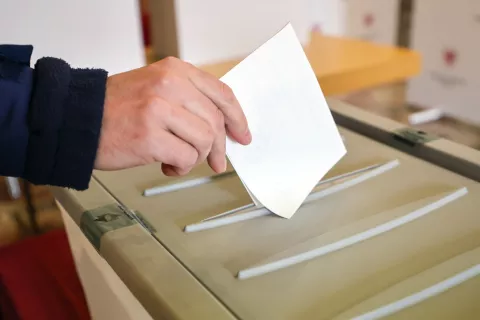 predčasno glasovanje referendum zakon o prostovoljnem končanju življenja drugi letos 2025 / Foto: Tina Dokl