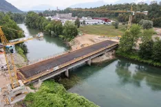 Denar za gradnjo mostu