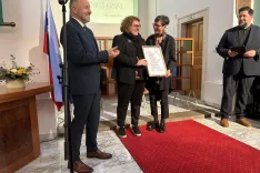 Nagrada kranjski knjižnici za Dajmo knjigi glas