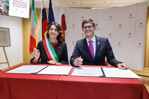 Petdeset let pobratenja