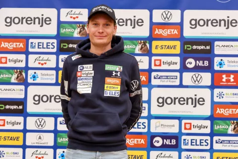 SZS Smučarska zveza Slovenije predstavitev reprezentanc reprezentanca pred sezono tekem FIS in IBU svetovnega pokala sezona 2025/2026 na fotografiji skoki moški Anže Lanišek / Foto: Tina Dokl