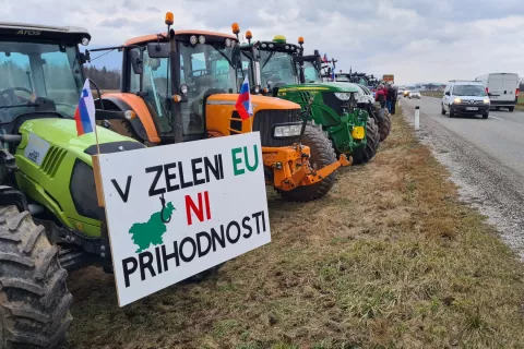 Kmetje so že večkrat protestirali doma, tudi na Gorenjskem, tokrat se odpravljajo v Bruselj. / Foto: Cveto Zaplotnik