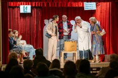 Predstava Lulat me ti&scaron;či! Humoristična skupina Smeh Mladinsko gledali&scaron;če Tržič / Foto: Nik Bertoncelj