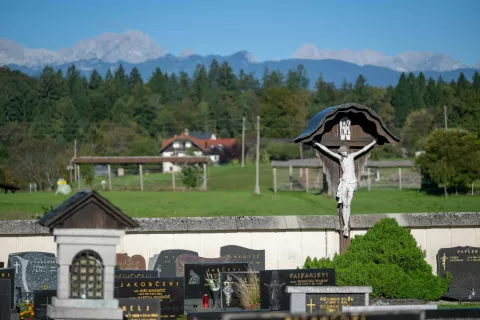 Najemnine grobov ostajajo enake