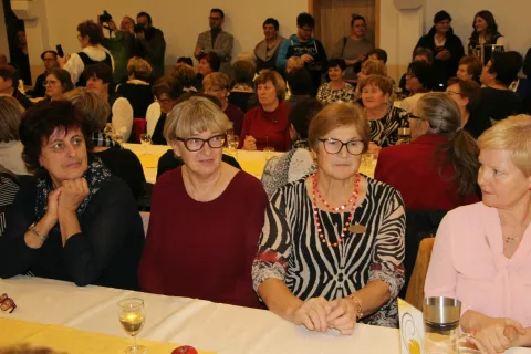 Na slovesnosti ob 30-letnici Zveze kmetic Slovenije na Podmlačanovi kmetiji / Foto: Cveto Zaplotnik