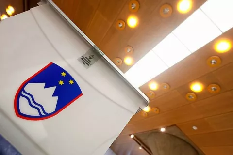 Volitve so mimo, predsednik je izvoljen &hellip; v Združenih državah Amerike namreč, v Sloveniji ga bomo (v prvem krogu) volili &scaron;ele to nedeljo. / Foto: Gorazd Kavčič