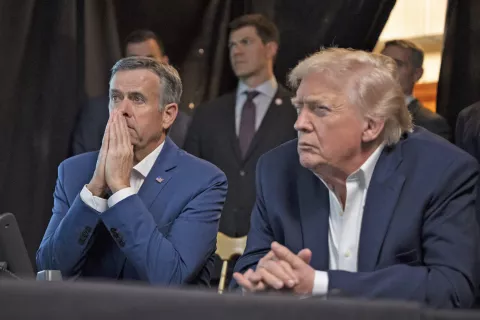 Ameri&scaron;ki predsednik Trump nadzoruje ugrabitev venezuelskega predsednika Madura, 3. 1. 2026. Ob njem John Ratcliffe, direktor agencije CIA. / Foto: Wikipedija