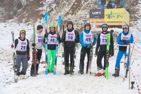 Podbre&scaron;ka velikanka združuje