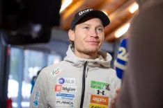 Smučarski skoki trening slovenska ženska in mo&scaron;ka reprezentanca Planica december 2025Na fotografiji Anže Lani&scaron;ek - Žaba smučarski skakalec / Foto: Nik Bertoncelj