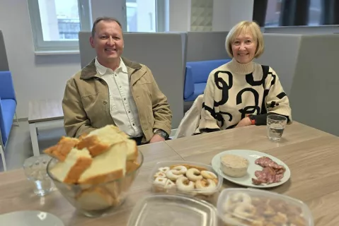 Tomaž Pivk, predsednik dru&scaron;tva, in podpredsednica Albina Držanič / Foto: Alenka Brun