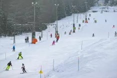 V Mojstrani tudi nočna smuka