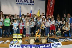 Najmlaj&scaron;i prejemniki priznanj med pohodniki: kar močan otro&scaron;ki del pohodni&scaron;kih BAM.BiNOV. / Foto: Alenka Brun