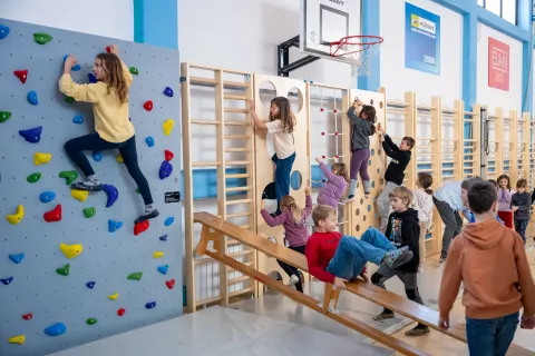 Odprtje nove telovadnice O&Scaron; F. S. Finžgarja Podružnična &scaron;ola Begunje / Foto: Nik Bertoncelj