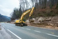 Izgradnja kolesarske steze ter rekonstrukcija ceste &Scaron;kofja Loka - Železniki / Foto: Primož Pičulin