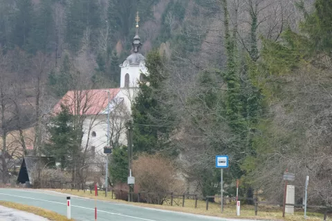 Električni avtobus za &scaron;olske prevoze