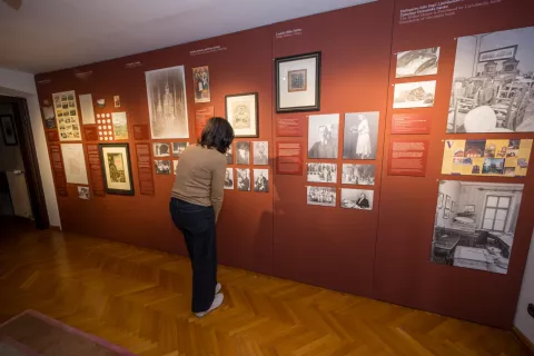 Muzej v Hribarjevi vili v Cerkljah / Foto: Primož Pičulin