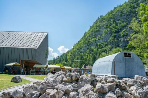 Poklonili se jim bodo s spominskimi znamenji