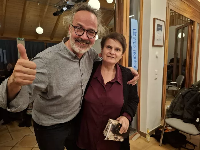 Sestra in brat Sabina Zwitter &ndash; Grilc in Martin Zwitter sta avtorja filma Buog nan dajt en dobr čas. / Foto: Jože Ko&scaron;njek