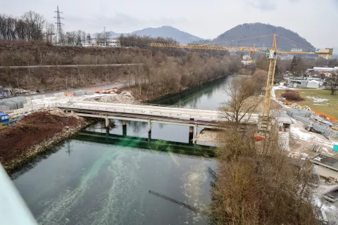 savska loka mega center tekstilindus zvezda Kranj planika most Kranj / Foto: Tina Dokl