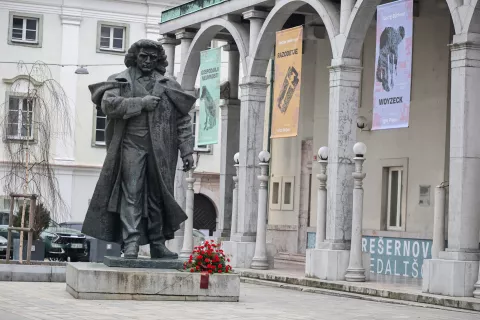 kip dr France Pre&scaron;eren pred gledali&scaron;čem gledali&scaron;če Kranj / Foto: Tina Dokl
