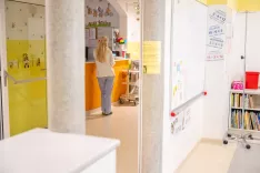 Simbolična fotografija pediatrični oddelek medicinske sestre / Foto: Nik Bertoncelj