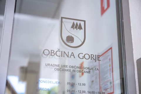 Zbirajo predloge za občinska priznanja
