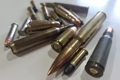 Naboji, simbolična / Foto: Nika Topori&scaron;