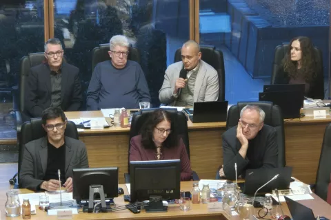 Svetniki želijo pojasnila direktorja komunale