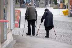 Konec meseca bodo na računih vi&scaron;je pokojnine