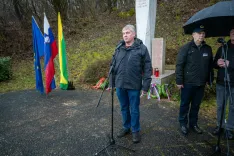 Politika mora zagovarjati mir