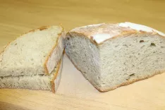 V pekarstvu so zmanj&scaron;ali vsebnost dodane soli. / Foto: Cveto Zaplotnik