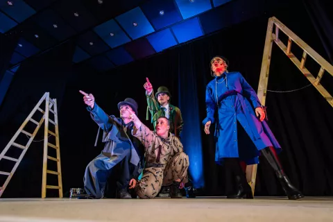 Romana Krajnčan je skupaj z Umetni&scaron;ko družino Krajnčan v letu 2026 predstavila družinski muzikal &raquo;Kako je Mravljica postala Huda&laquo;. / Foto: Primož Pičulin