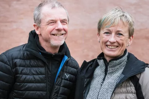 Svetovno znan alpinistični par bo to sredo obiskal &Scaron;kofjo Loko / Foto: Facebook Nives Meroi In Romana Beneta