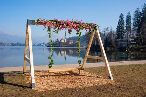 Zaradi &raquo;razvitosti&laquo; ob nepovratna sredstva