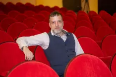 Za gledali&scaron;če z velikim G