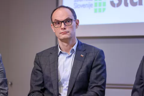 Volitve v državni zbor 2026 slovensko gospodarstvo in država razvoj razprava predstavniki političnih strank, GZS, STA na fotografiji dr Anže Logar Demokrati / Foto: Tina Dokl