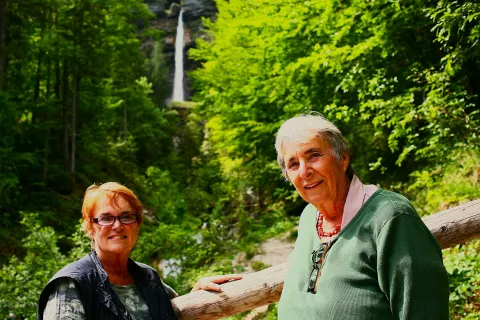 lina in cynhia belar v vintgarju / Foto: Jože Mihelič