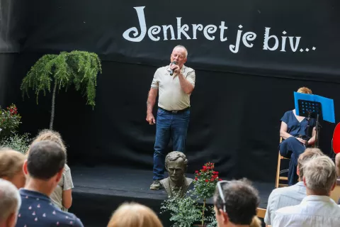 Nekoč je živel razbojnik