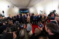 Danes promet po drugi cevi