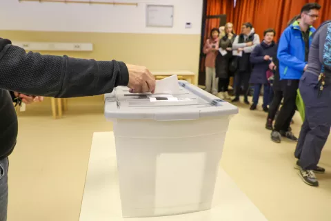 Volitve v državni zbor 2026 glasovanje voli&scaron;če KS Stara Loka Podlubnik &Scaron;kofja loka / Foto: Tina Dokl