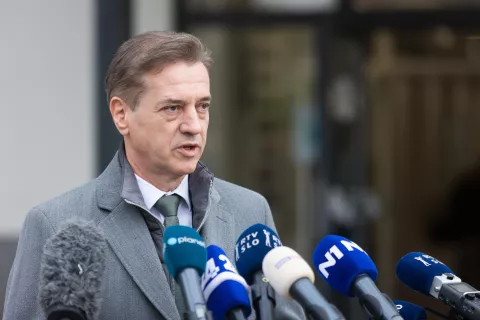 Državnozborske volitve 2026, volitve 2026,Robert Golob, Svoboda, Tina Gaber, O&Scaron; Trnovo, voli&scaron;če / Foto: Matic Zorman