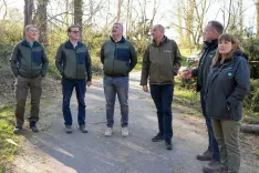 Na ogledu po&scaron;kodovanih gozdov na Letenicah in v Goričah: (od leve): Gregor Meterc, direktor direktorata za gozdarstvo in lovstvo na MKGP, Gregor Danev, direktor ZGS, Martin Umek, vodja ZGS &ndash; območne enote Kranj, revirna gozdarka,&hellip; / Foto: Mkgp