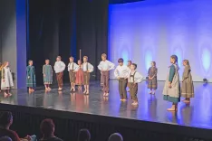 Folklorna skupina Thin na srečanju folklornih skupin / Foto: A2m Vision