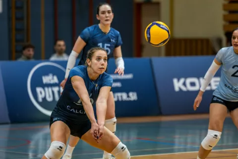 Kamni&scaron;ke odbojkarice finalno serijo začenjajo danes ob 18. uri v Mariboru. / Foto: Jan Ur&scaron;ič