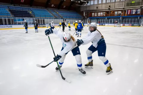 Hokej priprave slovenske reprezentance na IIHF mednarodni turnir na Bledu, trening 8.4.2026 / Foto: Nik Bertoncelj